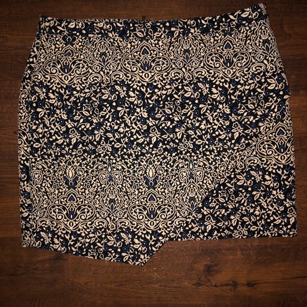 H&M floral skirt size 16